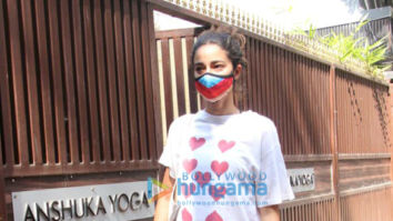 Photos: Ananya Panday spotted at yoga class in Bandra