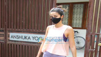 Photos: Ananya Panday spotted at yoga class in Bandra