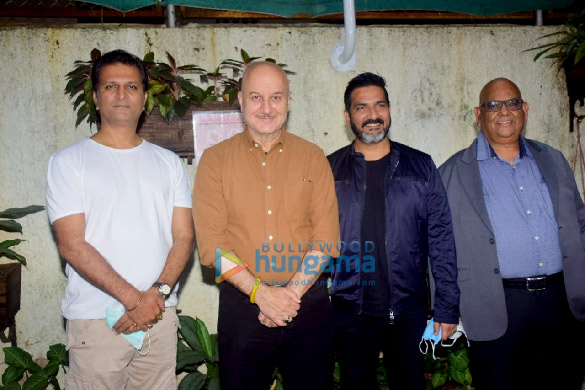 photos anil kapoor satish kaushik and others snapped at the special screening of kaagaz 001 3