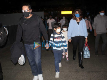 Photos: Ayushmann Khurrana, Urvashi Dholakia and Ronit Roy snapped at the airport