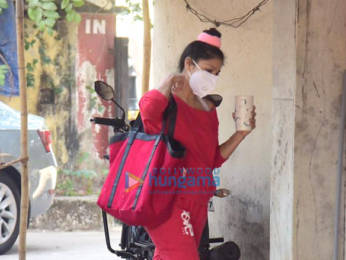 Photos: Daisy Shah and Tanishaa Mukerji spotted at Pilates