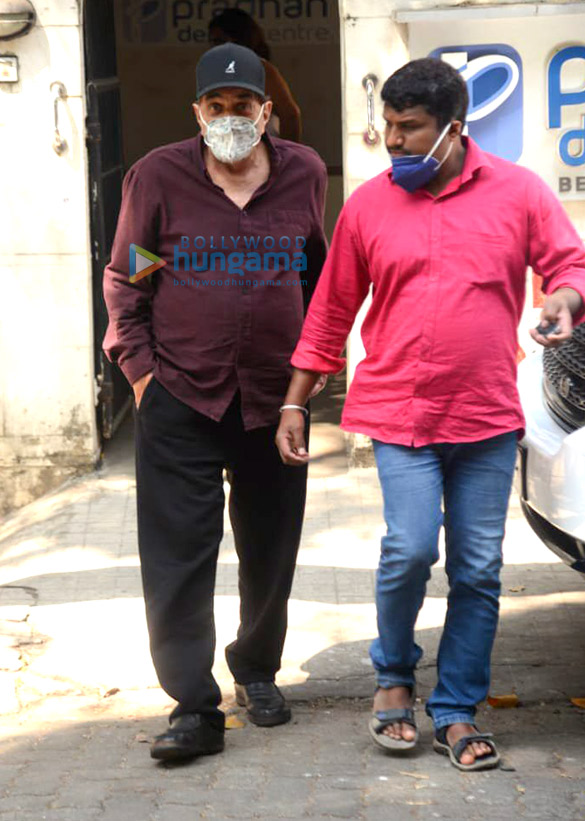 photos dharmendra snapped at a dental clinic in juhu 3