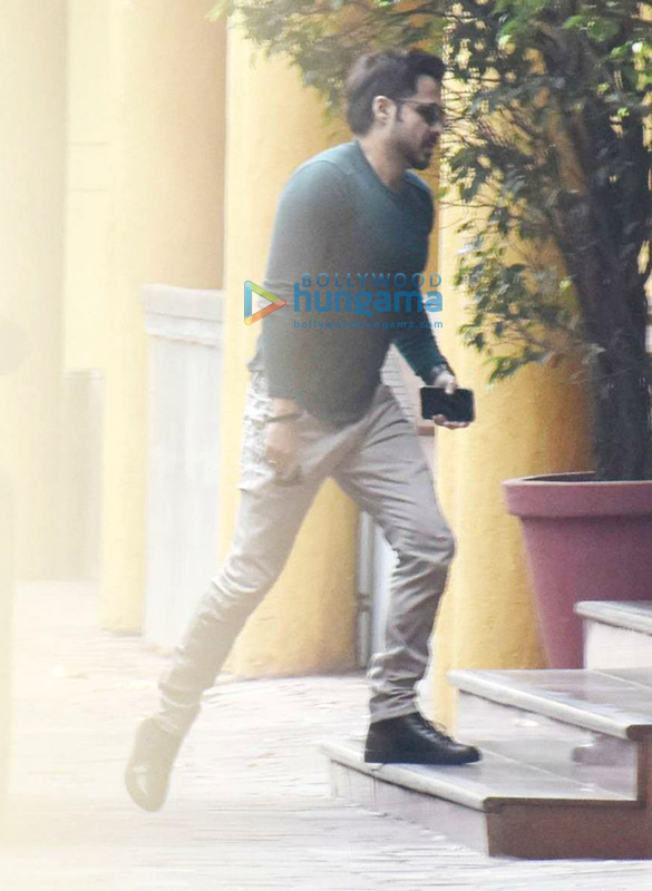 Photos: Emraan Hashmi snapped at Yashraj Studio in Andheri Photos: Emraan Hashmi snapped at Yashraj Studio in Andheri