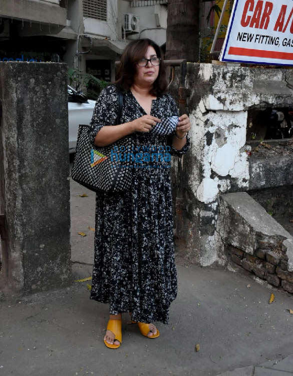 Photos: Farah Khan spotted at Kromakay salon in Juhu