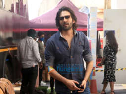 Photos: Kartik Aaryan snapped at Filmcity