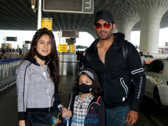 Photos: Neha Dhupia, Angad Bedi and Sharad Kelkar snapped at the airport