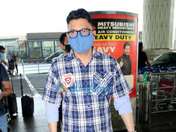 Photos: Raashi Khanna, Pulkit Samrat and Bhushan Kumar snapped at the airport
