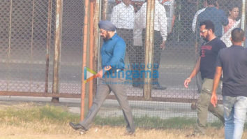 Photos: Salman Khan spotted for a shoot in Bandra