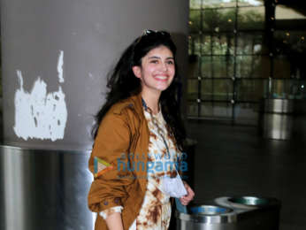 Photos: Sanjana Sanghi and Rahul Dev snapped at the airport