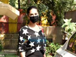 Photos: Sunny Leone snapped at Kromakay salon in Juhu