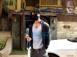 Photos: Tiger Shroff snapped at dubbing studio in Juhu