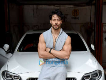 Photos: Tiger Shroff spotted in Juhu