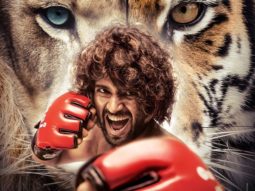 Vijay Deverakonda’s fans celebrate Liger by pouring milk on the poster and get the name of the film tattooed