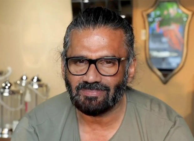 Suniel Shetty convinces a cancer survivor fan to continue her regular check-ups amid the pandemic; watch