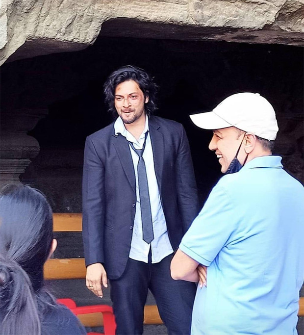 Ali Fazal goes the Keanu Reeves way in his mysterious John Wick inspired look for his next! Ali Fazal goes the Keanu Reeves way in his mysterious John Wick inspired look for his next!