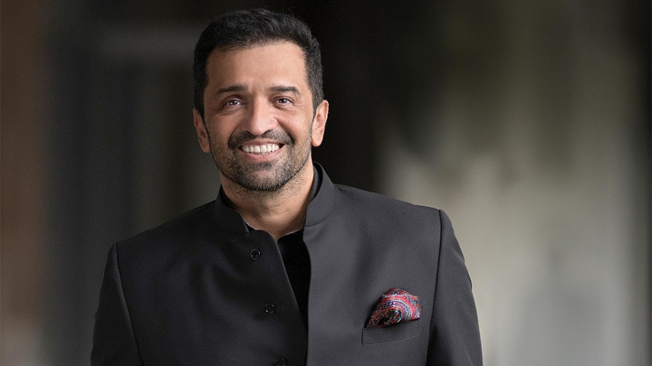 Atul Kasbekar: “SRK’s pics were taken against Katrina Kaif’s photo, and everybody was like who’s…” Atul Kasbekar: “SRK’s pics were taken against Katrina Kaif’s photo, and everybody was like who’s…”