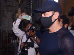 Hrithik Roshan arrives at Commissioner Of Police Office in Mumbai