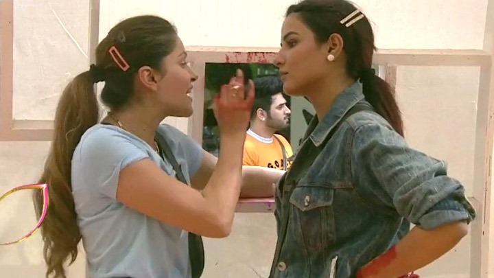 Jasmin Bhasin to Rubina Dilaik: “You are an UGLY woman top to toe” | Bigg Boss 14