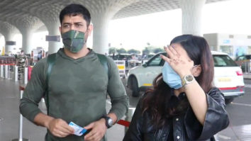 MS Dhoni with wife spotted at Airport