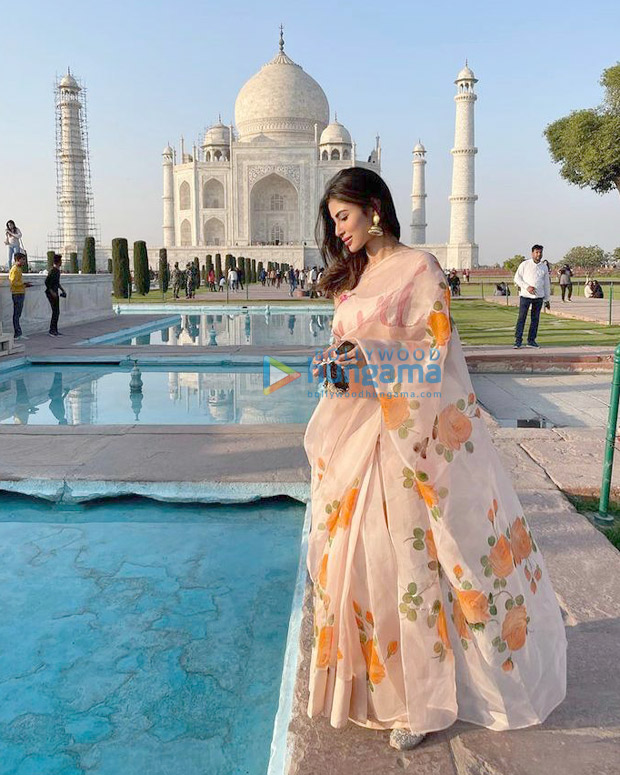 Mouni Roy mesmerises in floral silk organza saree worth Rs. 24,500 at Taj Mahal Mouni Roy mesmerises in floral silk organza saree worth Rs. 24,500 at Taj Mahal