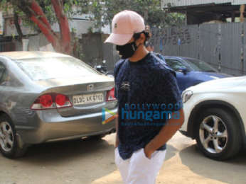 Photos: Ananya Panday and Ishaan Khatter spotted at Mizu restaurant in Bandra