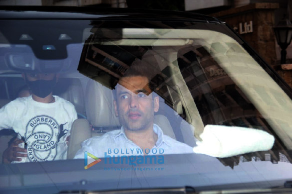 photos celebs snapped at karan johars residence for yash and roohis birthday 3