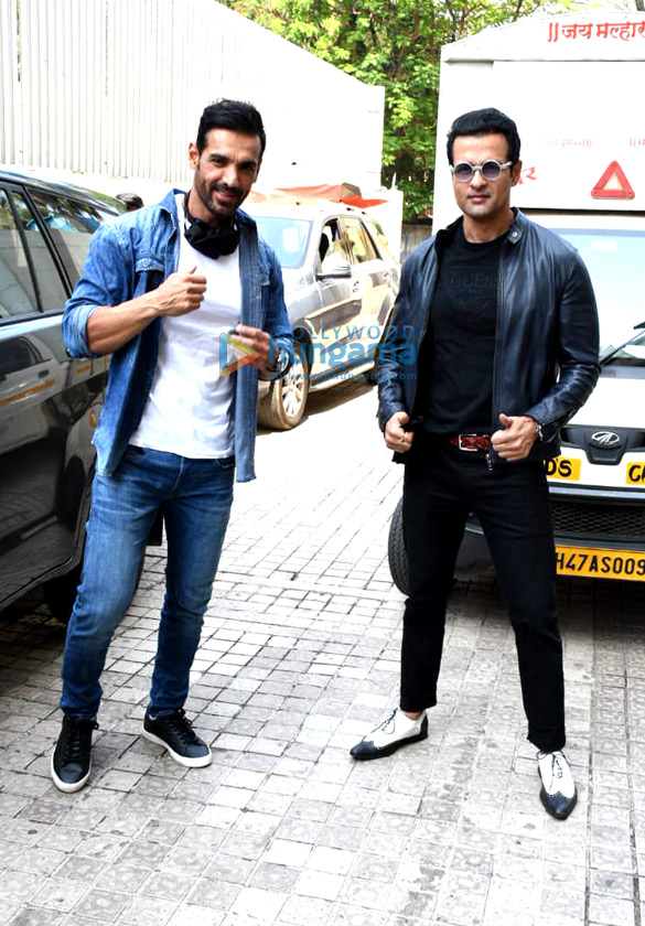 photos celebs snapped at mumbai saga trailer launch 1