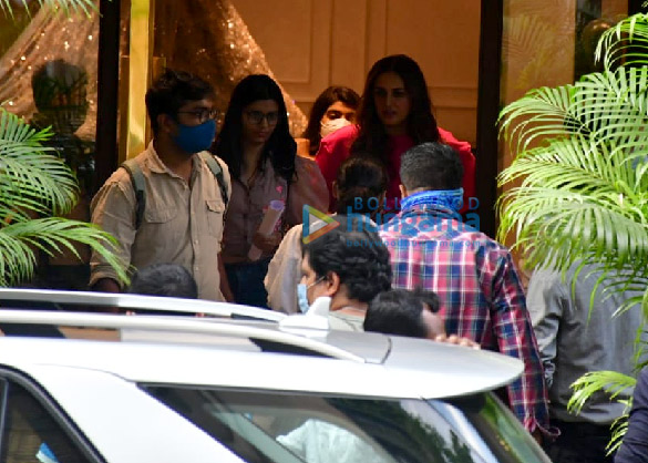 photos huma qureshi spotted for shoot at manish malhotras store 4