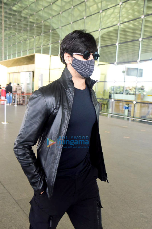 photos john abraham sidharth malhotra karan johar and masaba gupta snapped at the airport 1