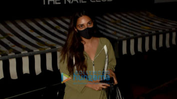 Photos: Kiara Advani snapped at Tip & Toe salon in Juhu