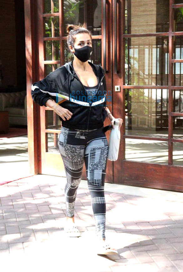 Photos: Malaika Arora spotted in Bandra Photos: Malaika Arora spotted in Bandra