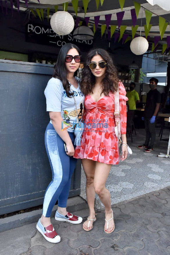 Photos: Mouni Roy spotted at Bombay Salad Co. in Bandra
