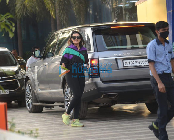 photos parineeti chopra snapped at sajid nadiadwalas office in andheri 3