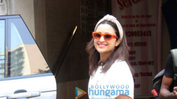 Photos: Parineeti Chopra snapped at a clinic in Bandra
