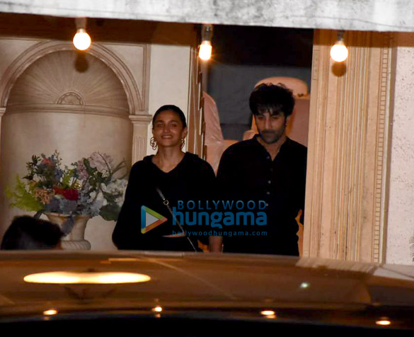 Photos: Ranbir Kapoor, Alia Bhatt, Saif Ali Khan, Kareena Kapoor Khan and others spotted at Rajiv Kapoor’s house in Chembur