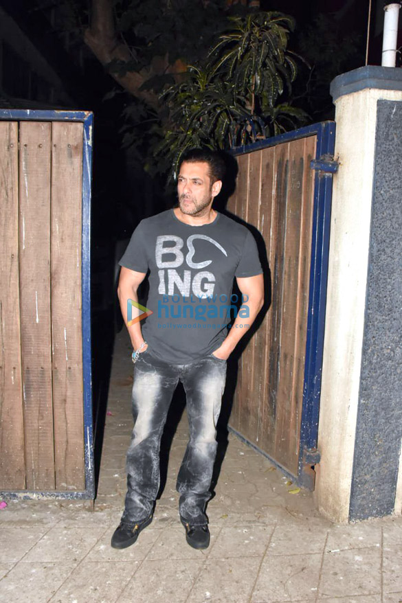 photos salman khan spotted at a recording studio in bandra 5 2