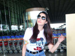 Photos: Ananya Panday, Nora Fatehi, Vaani Kapoor and others snapped at the airport