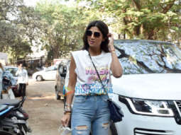 Photos: Shilpa Shetty snapped at Mukesh Chabbra’s office in Versova