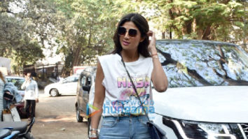 Photos: Shilpa Shetty snapped at Mukesh Chabbra’s office in Versova