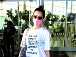 Photos: Shraddha Kapoor, Varun Dhawan, Amyra Dastur and others snapped at the airport