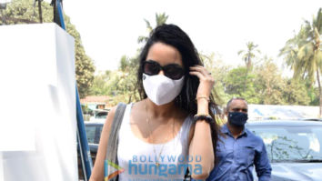 Photos: Shraddha Kapoor spotted at a studio in Versova