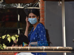 Photos: Shruti Haasan spotted on location in Lokhandwala