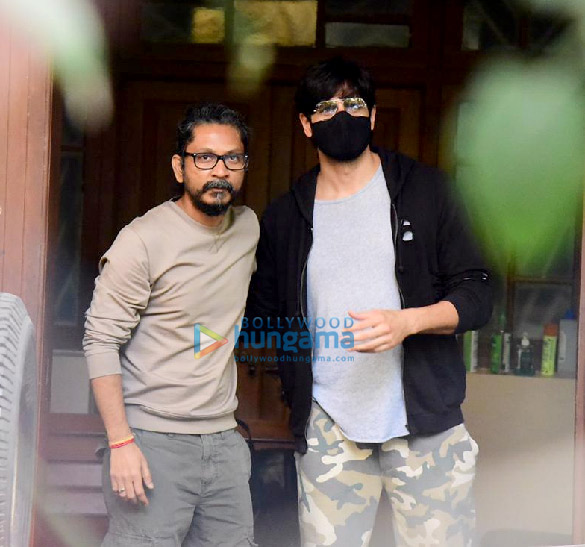 photos sidharth malhotra and vishnu varadhan spotted at a dubbing studio in bandra 2