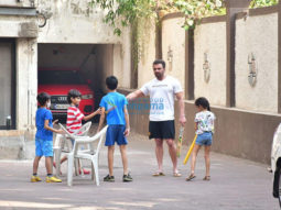 Photos: Sohail Khan spotted playing cricket