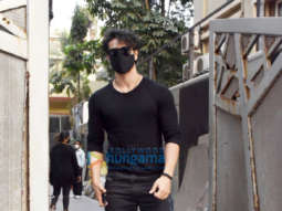 Photos: Tiger Shroff snapped at the Pooja Entertainment office in Juhu