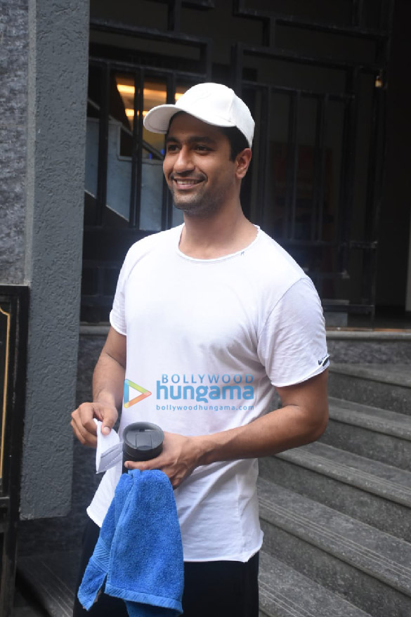 photos vicky kaushal spotted outside the gym 3