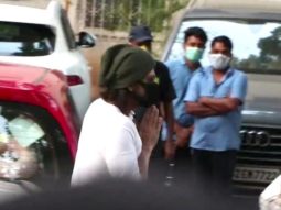 Shah Rukh Khan and Alia Bhatt arrive at Rajiv Kapoor’s Bungalow in Chembur