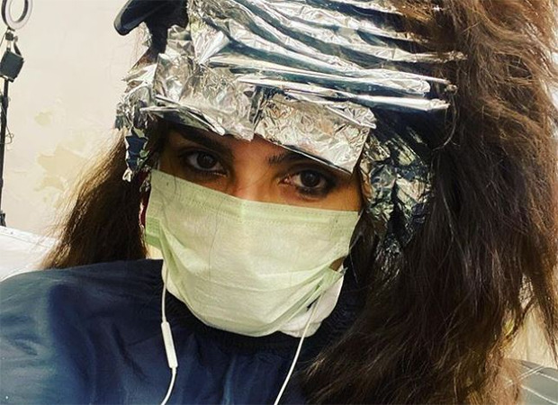 Raveena Tandon feels like a alien as she gets a hair makeover; shares pic
