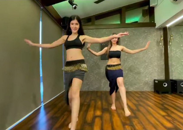 Shanaya Kapoor shows belly dancing skills while grooving to Shakira's 'Hips Don't Lie' 