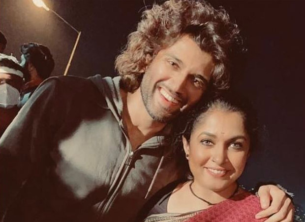 Ramya Krishnan shares a picture with Vijay Deverakonda from the sets of Liger
